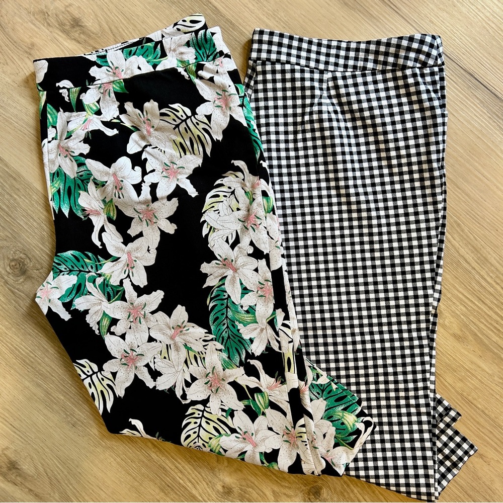 Set of Women’s Capris